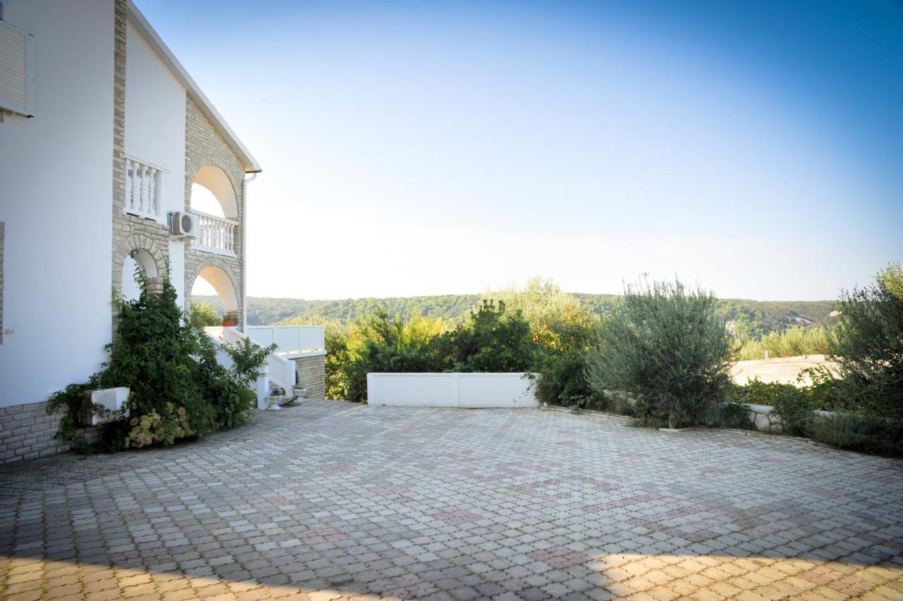 Apartments With A Parking Space Kampor, Rab - 14998 Exterior photo